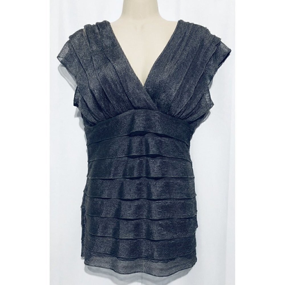 NEW Max Edition Womens Large Knit Ruffle Top V-Neck Lined Cap Sleeve